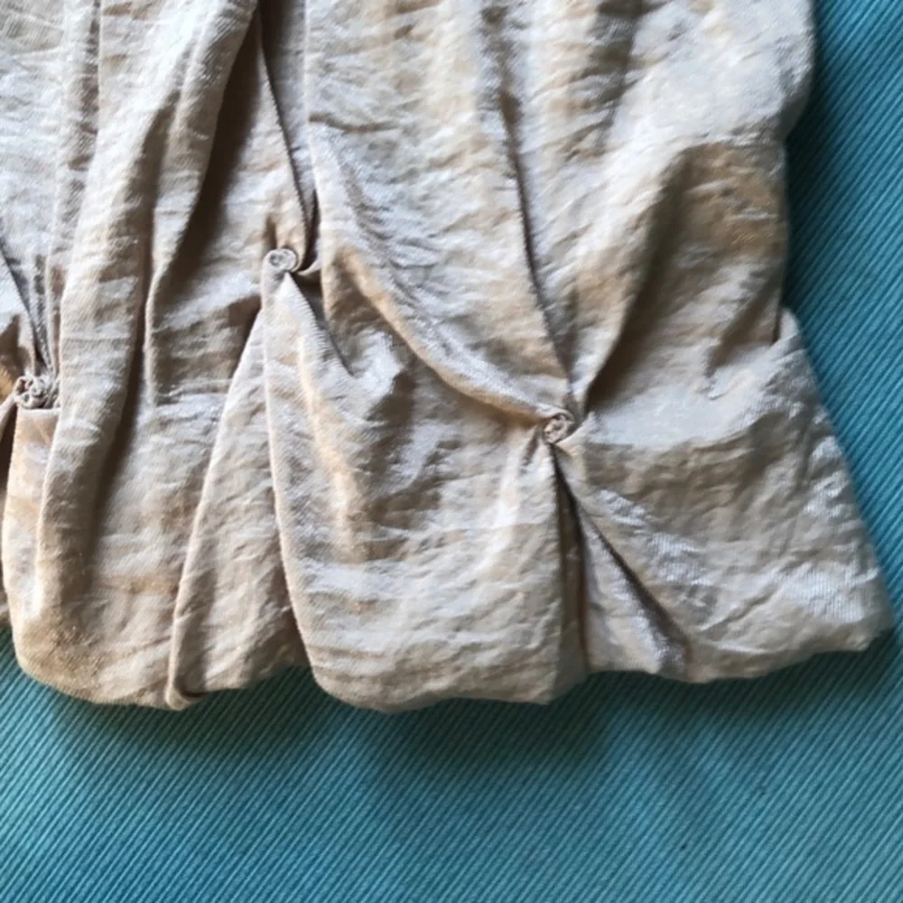 BCBGMaxAzaria dress Gold party dress size small Unique Classy